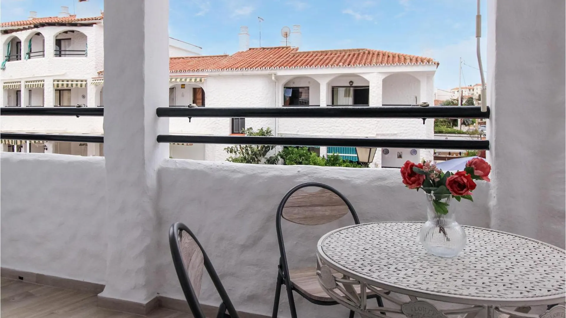 3 Bedroom Nice Apartment In Benajarafe