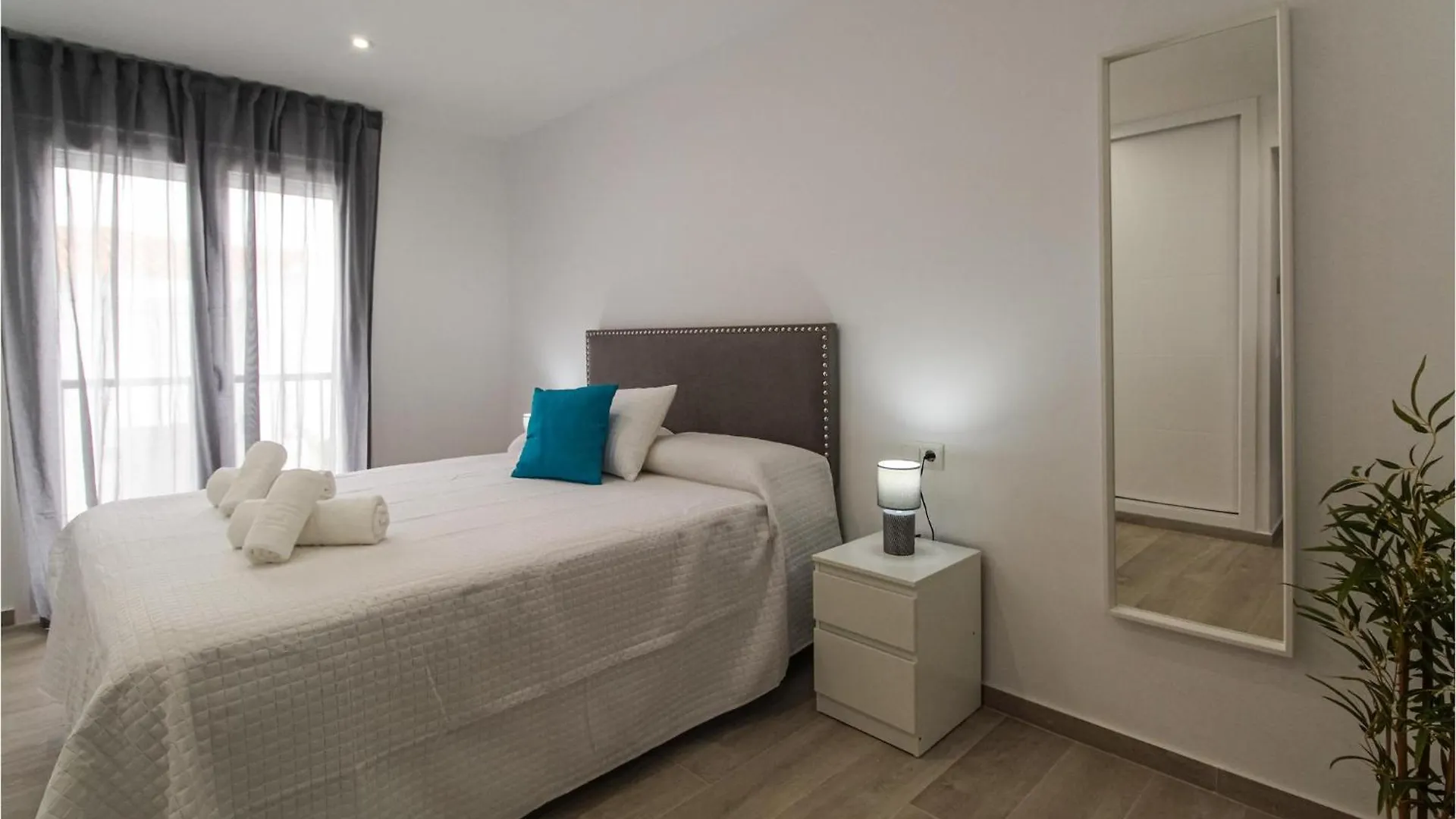 3 Bedroom Nice Apartment In Benajarafe Spain