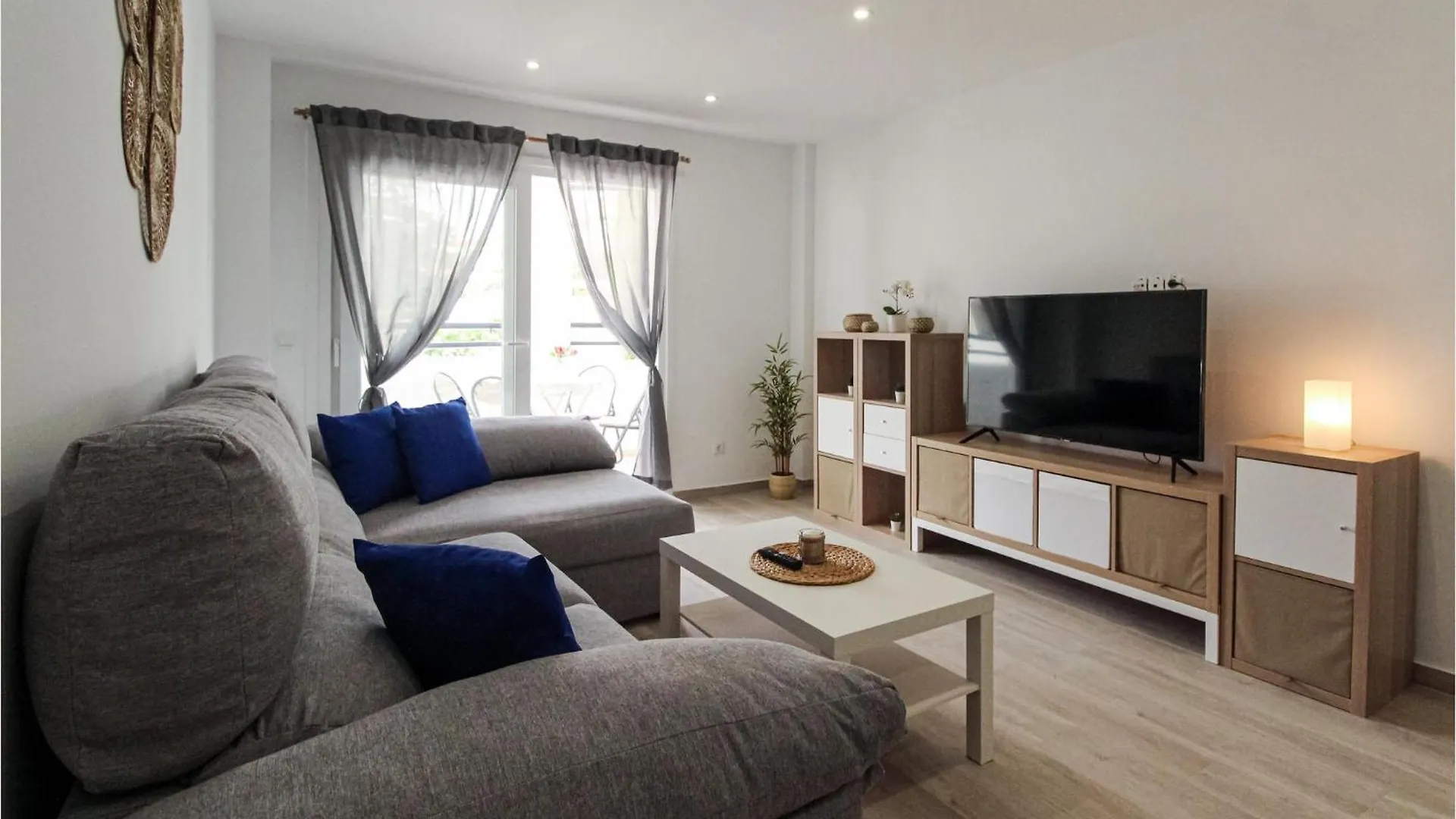 3 Bedroom Nice Apartment In Benajarafe