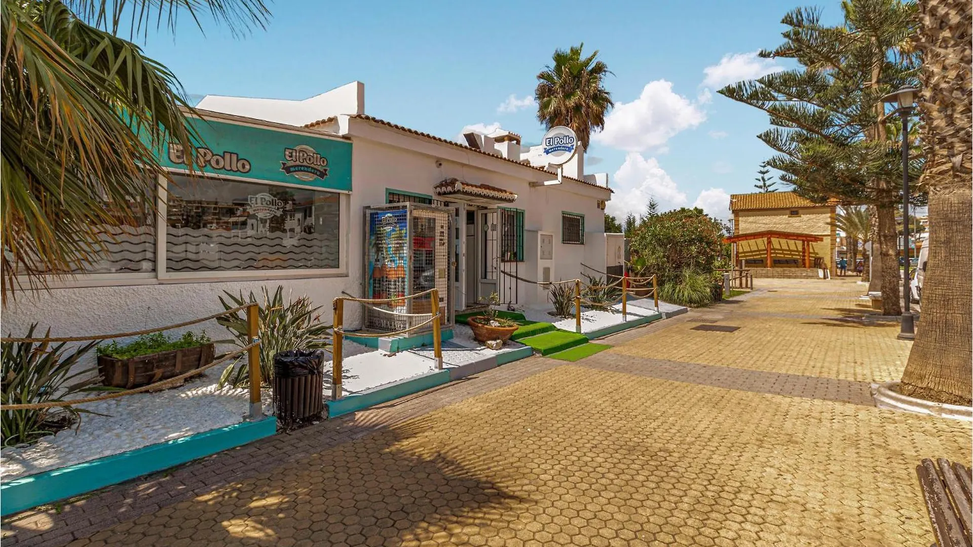 3 Bedroom Nice Apartment In Benajarafe Spain